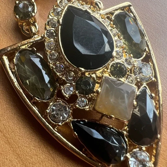 Ann Taylor necklace - Picture 4 of 6